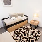 View Bay With Jacuzzi Вилла Salir de Porto