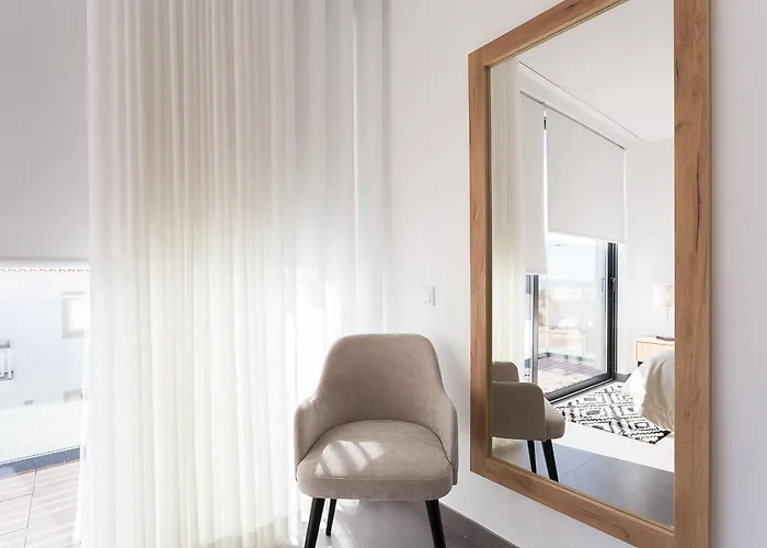 View Bay With Jacuzzi Willa *